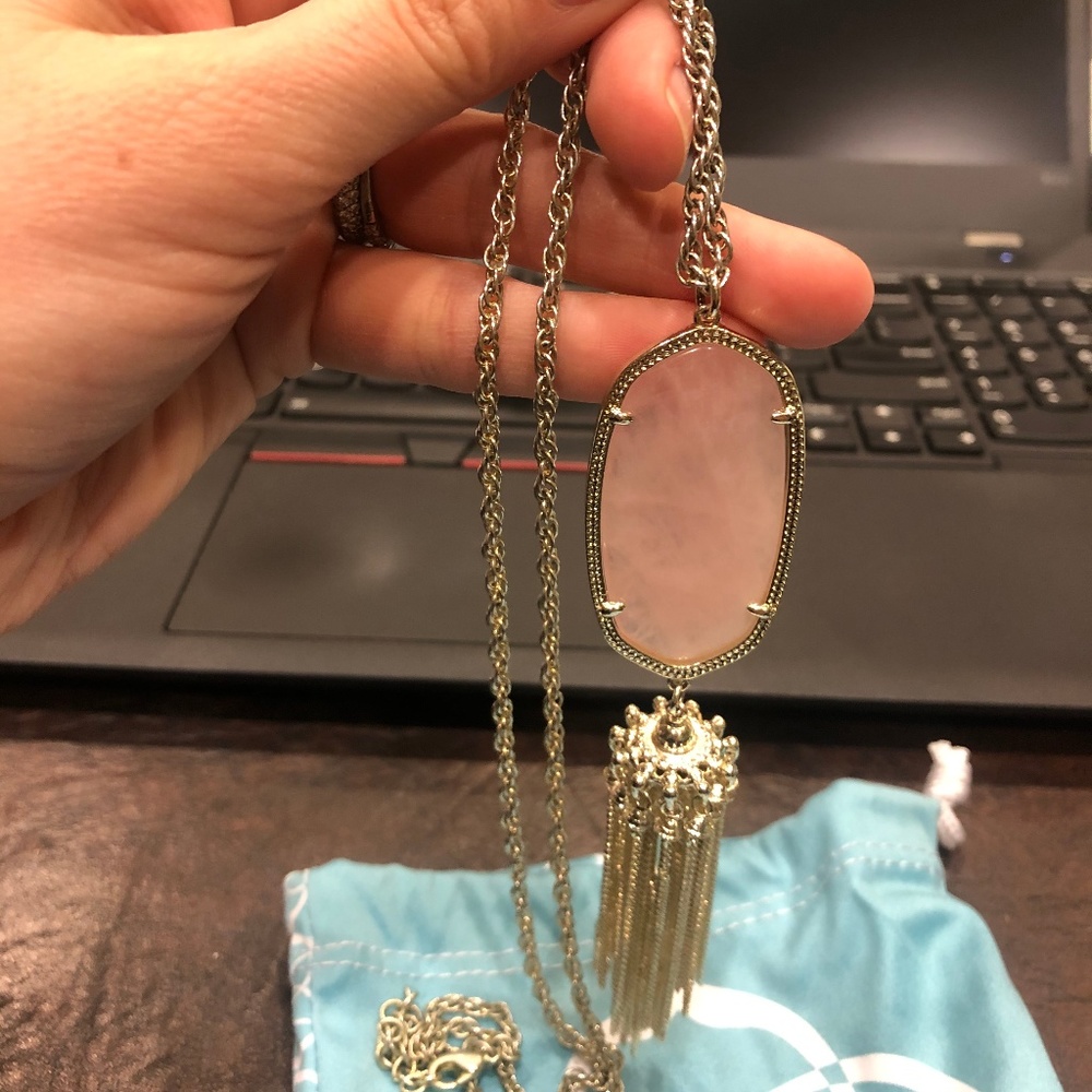 Kendra Scott Rayne Necklace in Rose Quartz